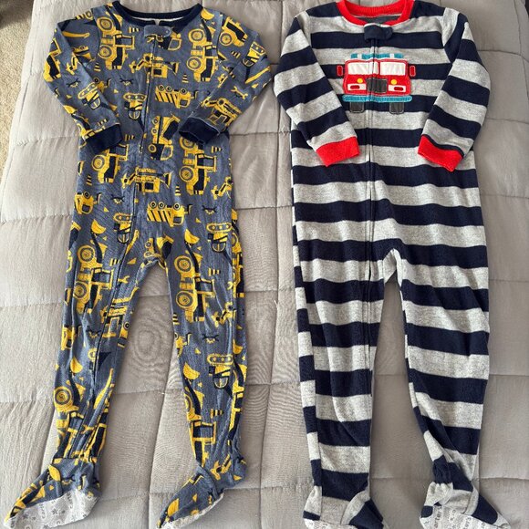 2-pack pajamas for toddler, size 4T - Picture 1 of 15